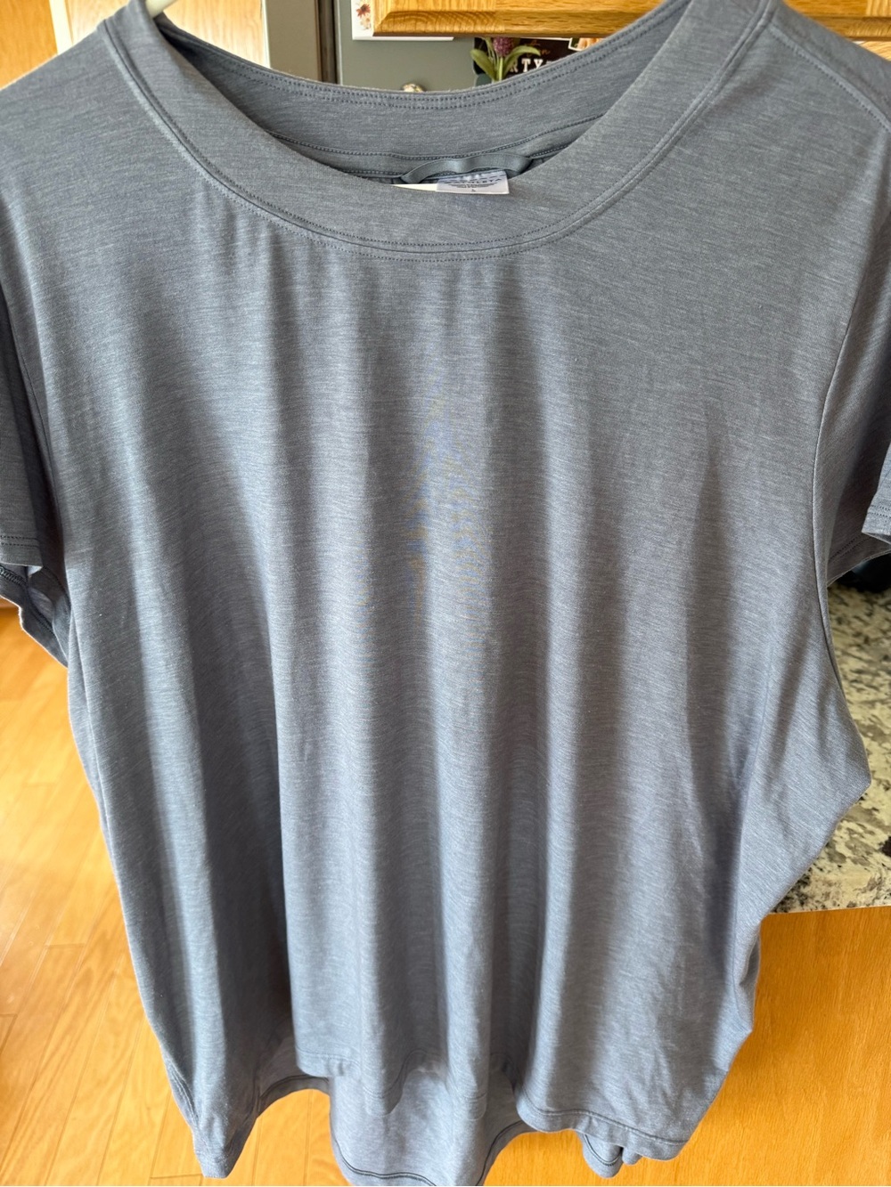 Women’s Crew Neck Shirt - Gray it is oversized fit